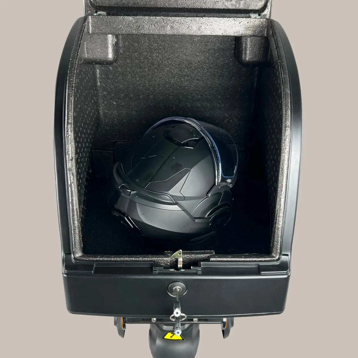FRISON PRO CARGO AR Motorsport