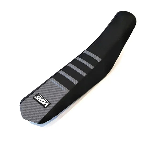 HOUSSE DE SELLE SKDA RIPPLED CARBON AR Motorsport