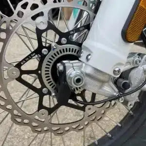 PROTECTION CAPTEUR ABS AVANT MOTOBOXER  - KOVE AR Motorsport