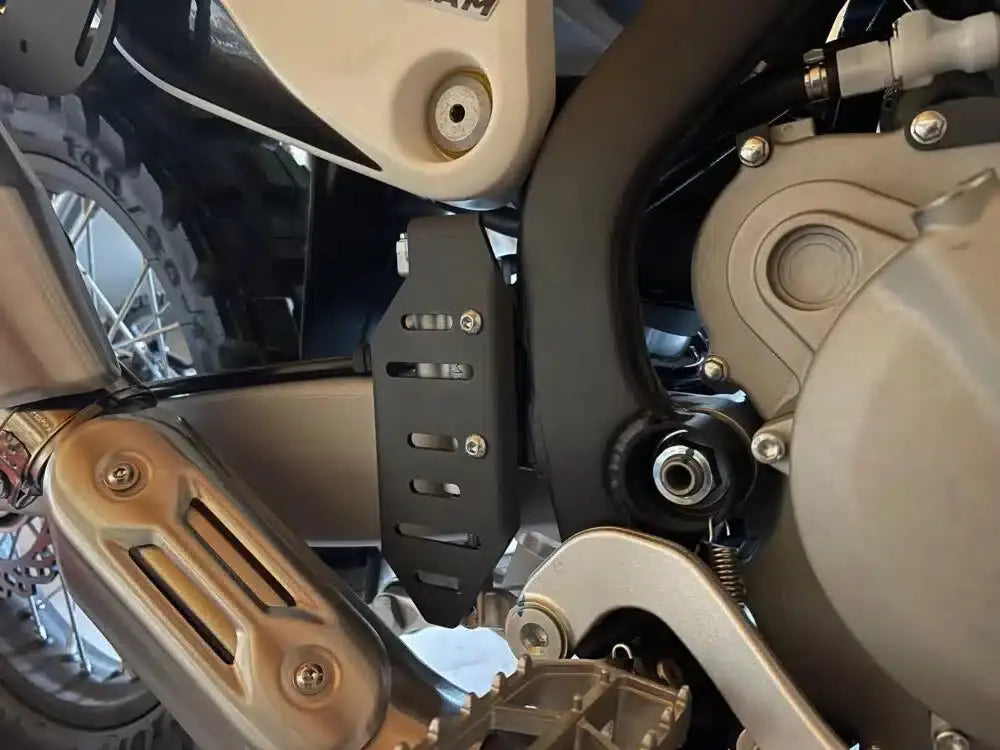 PROTECTION MAITRE CILYNDRE ARRIERE MOTOBOXER AR Motorsport