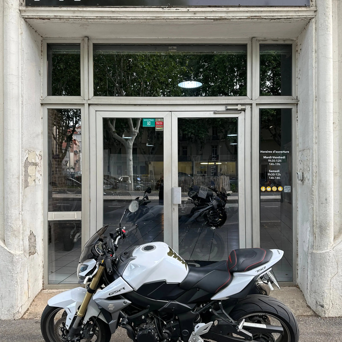 Suzuki GSR 750 AR Motorsport